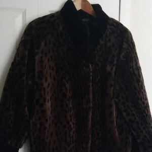 Vintage Jean  Claude Paris Animal Print Faux Fur Oversized jacket/coat